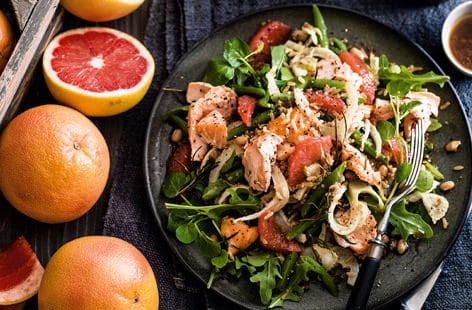 Image of "Salmon, green bean and pink grapefruit salad"