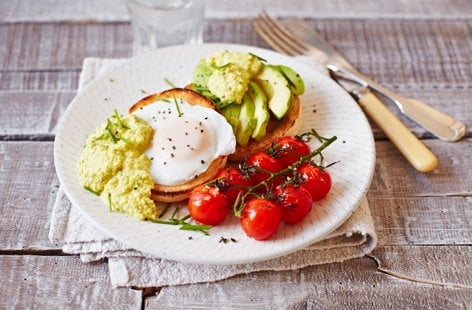 Image of "Vegetarian eggs Benedict"