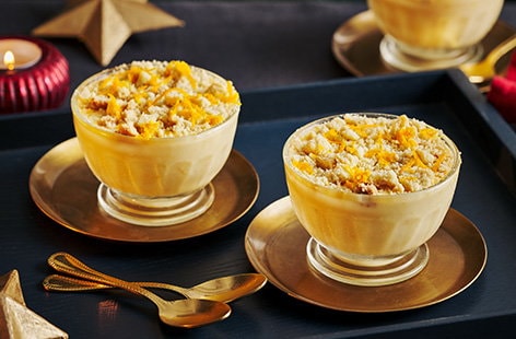 Image of "Clementine, white chocolate and custard pots"