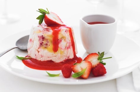 Image of "Raspberry and strawberry Eton mess parfait "