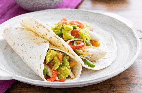 Image of "Chicken fajitas with guacamole"