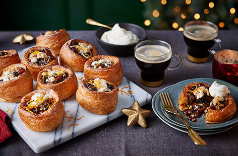 Image of "Mince pie Yorkshire puddings"