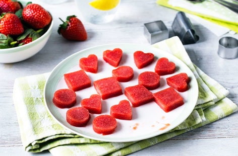 Image of "Strawberry gummy snacks"