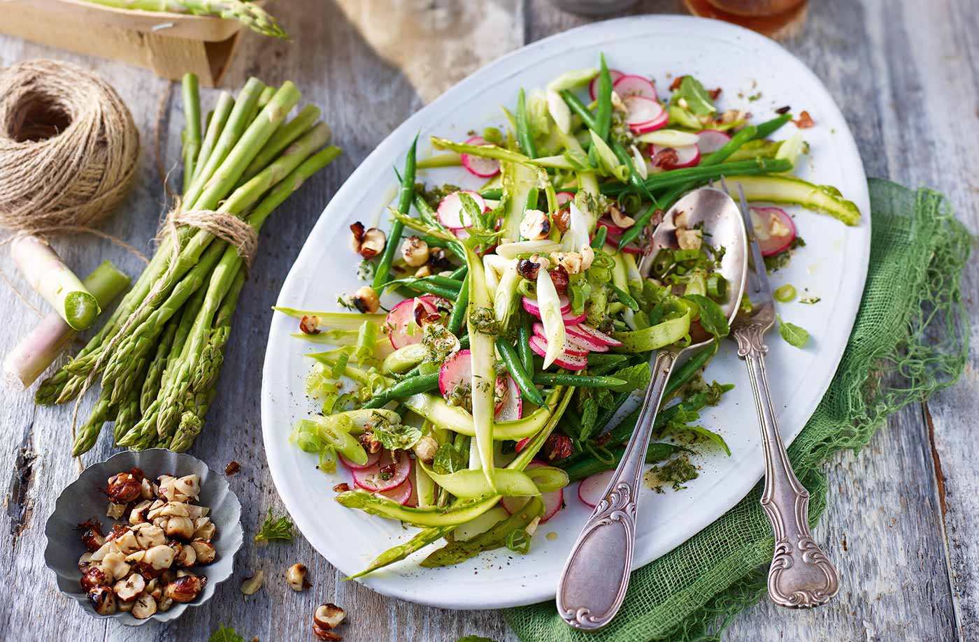 Asparagus and radish salad with green chilli and ginger dressing