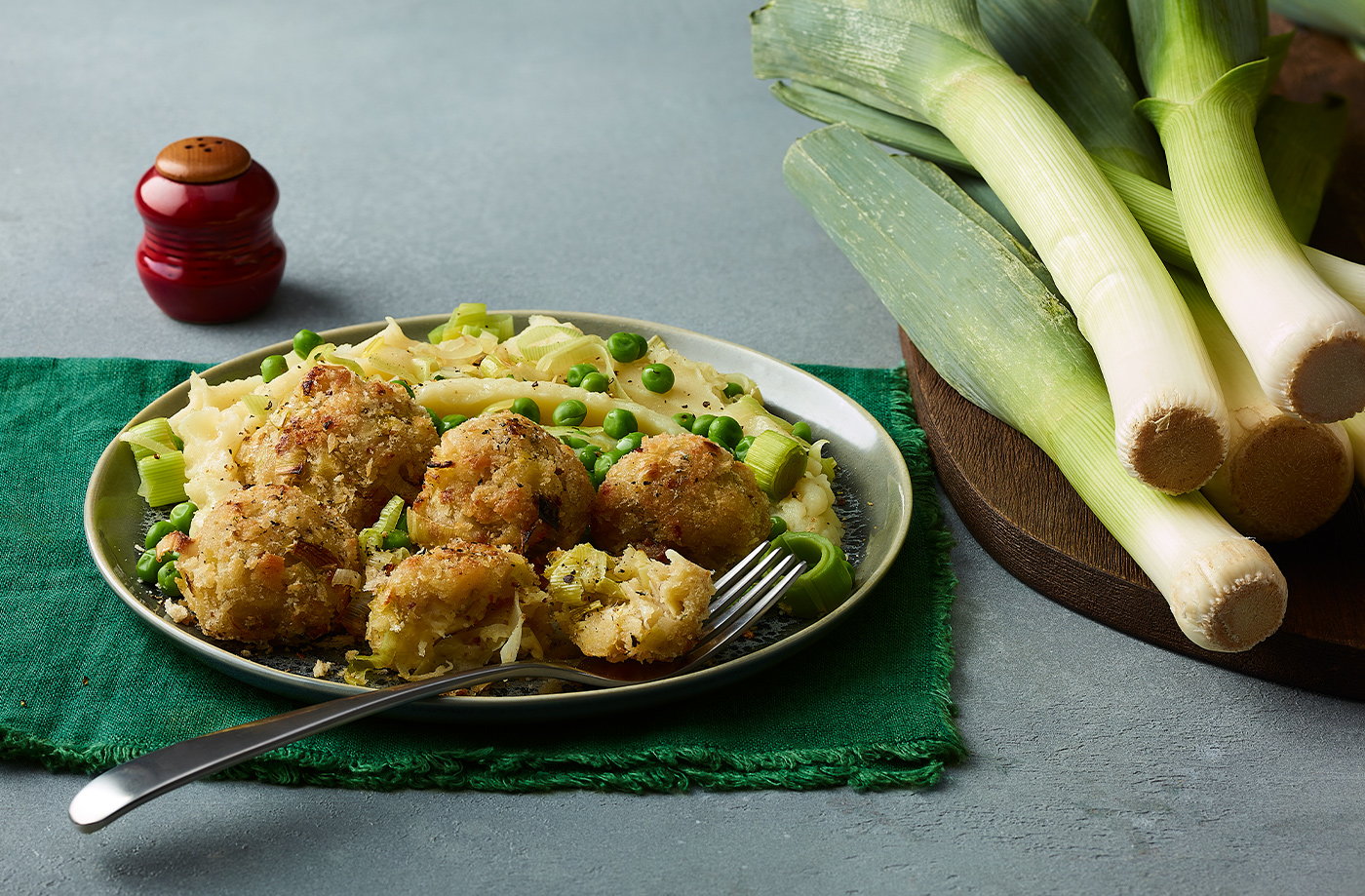 Veggie meatballs with mash