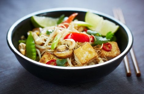 Stir-fried noodles with tofu
