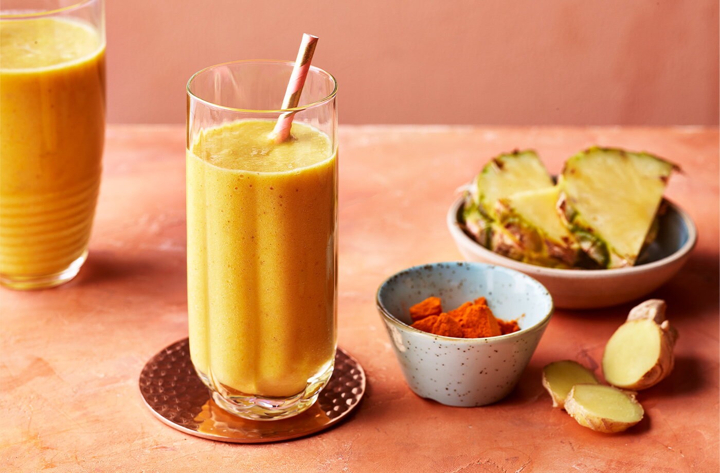 Pineapple and turmeric smoothie