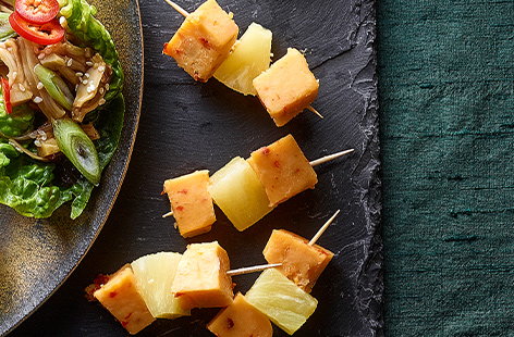 Image of "Chilli cheese and pineapple skewers"