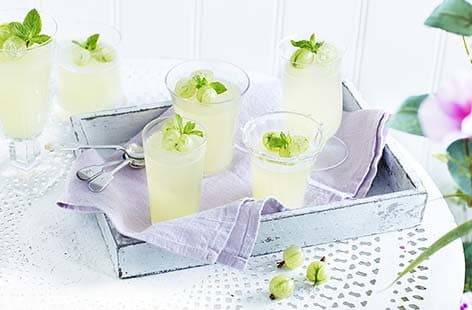 Image of "Gooseberry, mint and prosecco jellies"