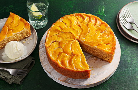 Image of "Tinned peach upside-down cake"