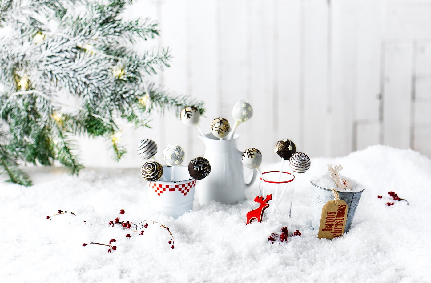 Cake pop baubles
