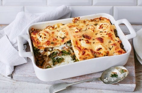 Image of "Kale, mushroom and goat's cheese lasagne"