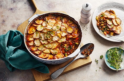 Image of "Spring beef and vegetable hotpot"