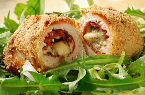 Image of "Chicken breast stuffed with Bresaola"