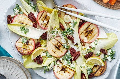 Image of "Chicory and red apple salad"