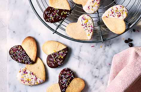 Image of "Funfetti heart biscuits"