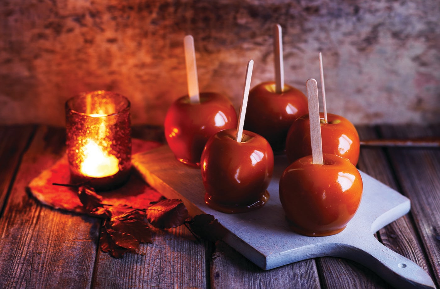 Salted caramel toffee apples