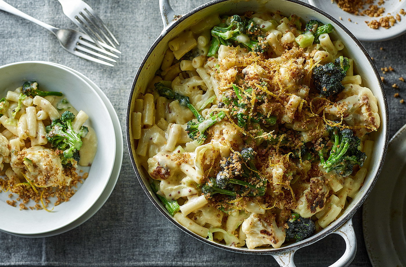 Stovetop cauliflower and broccoli mac and cheese