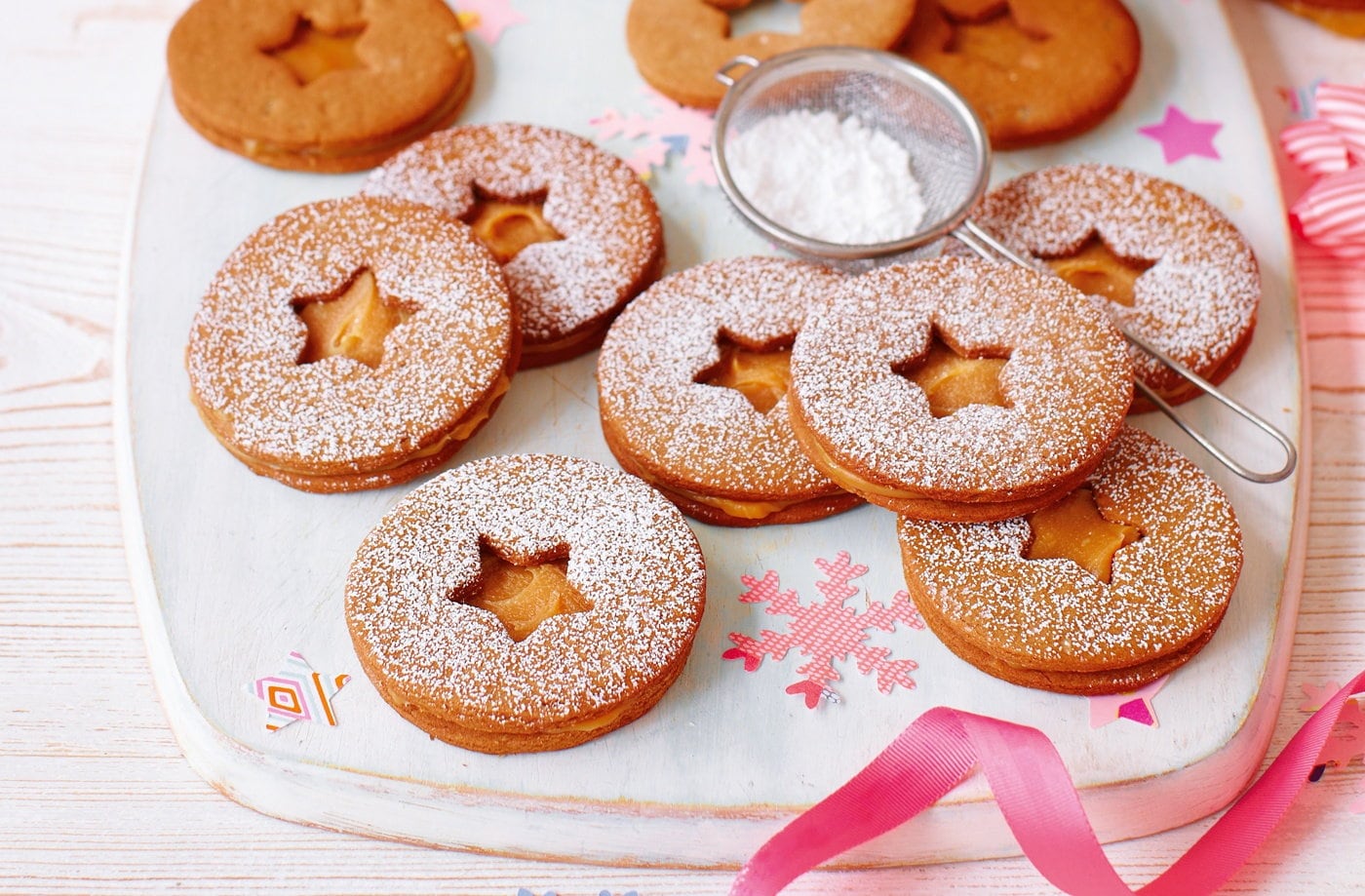 Gingerbread caramel dodgers