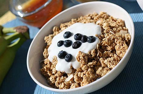 Image of "Super berry cinnamon and honey granola"