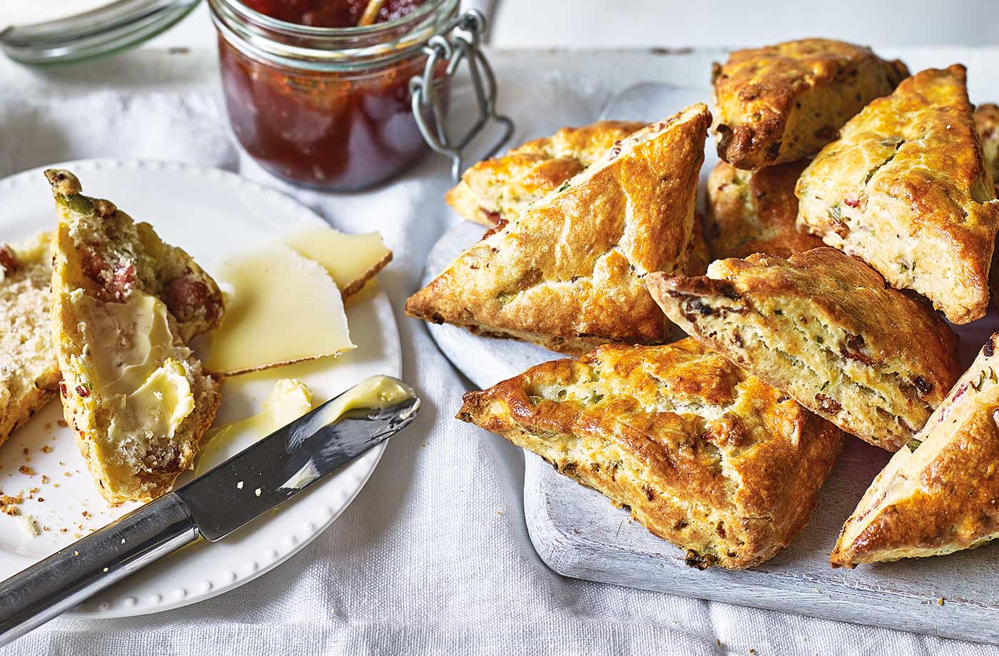 Maple-bacon buttermilk scones