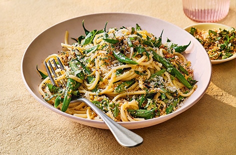 One-pot green bean and lemon pasta