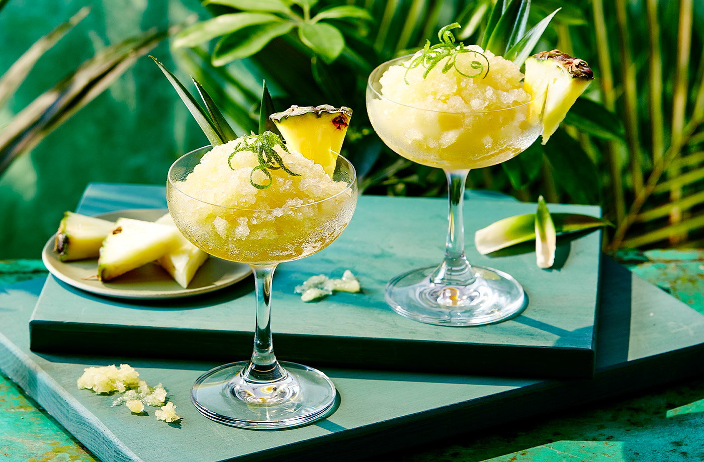 Piña colada granita