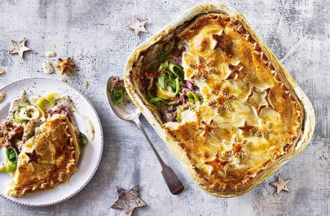 Image of "Ham, leek and potato pie"