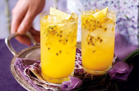 Image of "Passion fruit, lemon and gin Collins"
