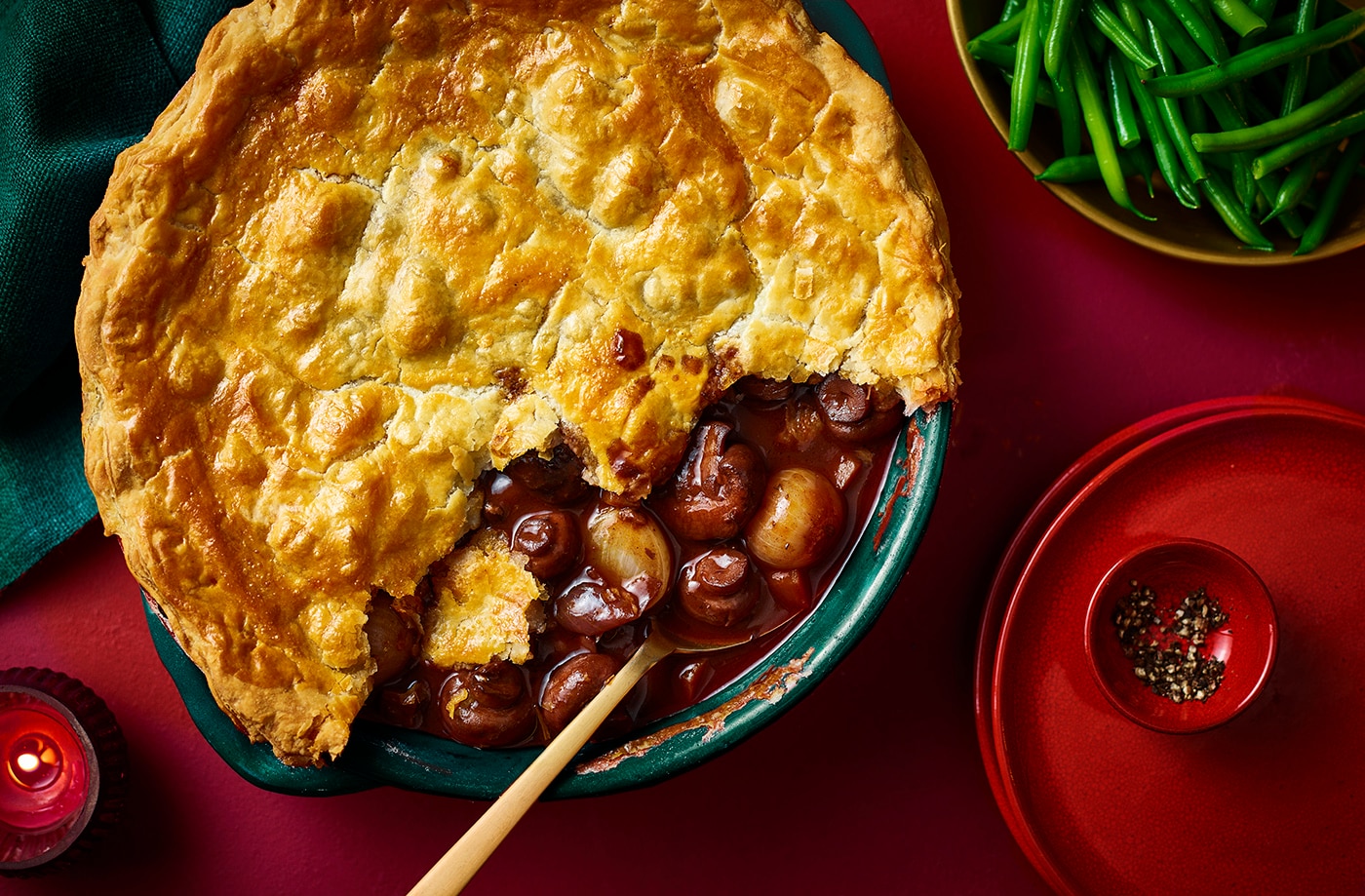 Mushroom bourguignon-style pie