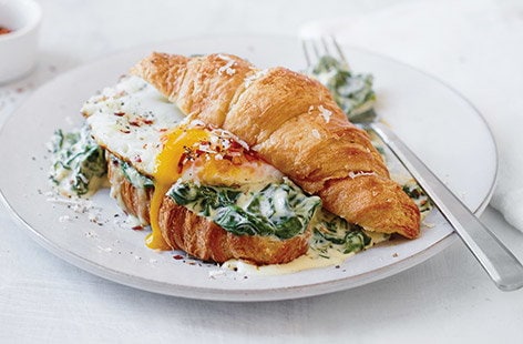 Image of "Creamy spinach and Parmesan croissant"