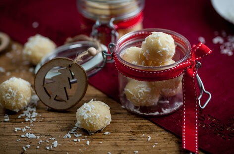 Image of "Graham Campbell's popping coconut snowballs"