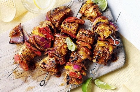 Image of "Spicy Indian chicken kebabs with curry marinade"
