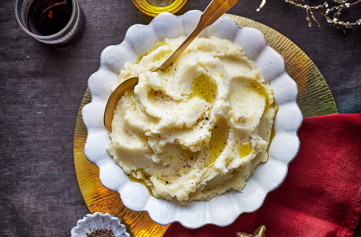 Olive oil and roasted garlic mash