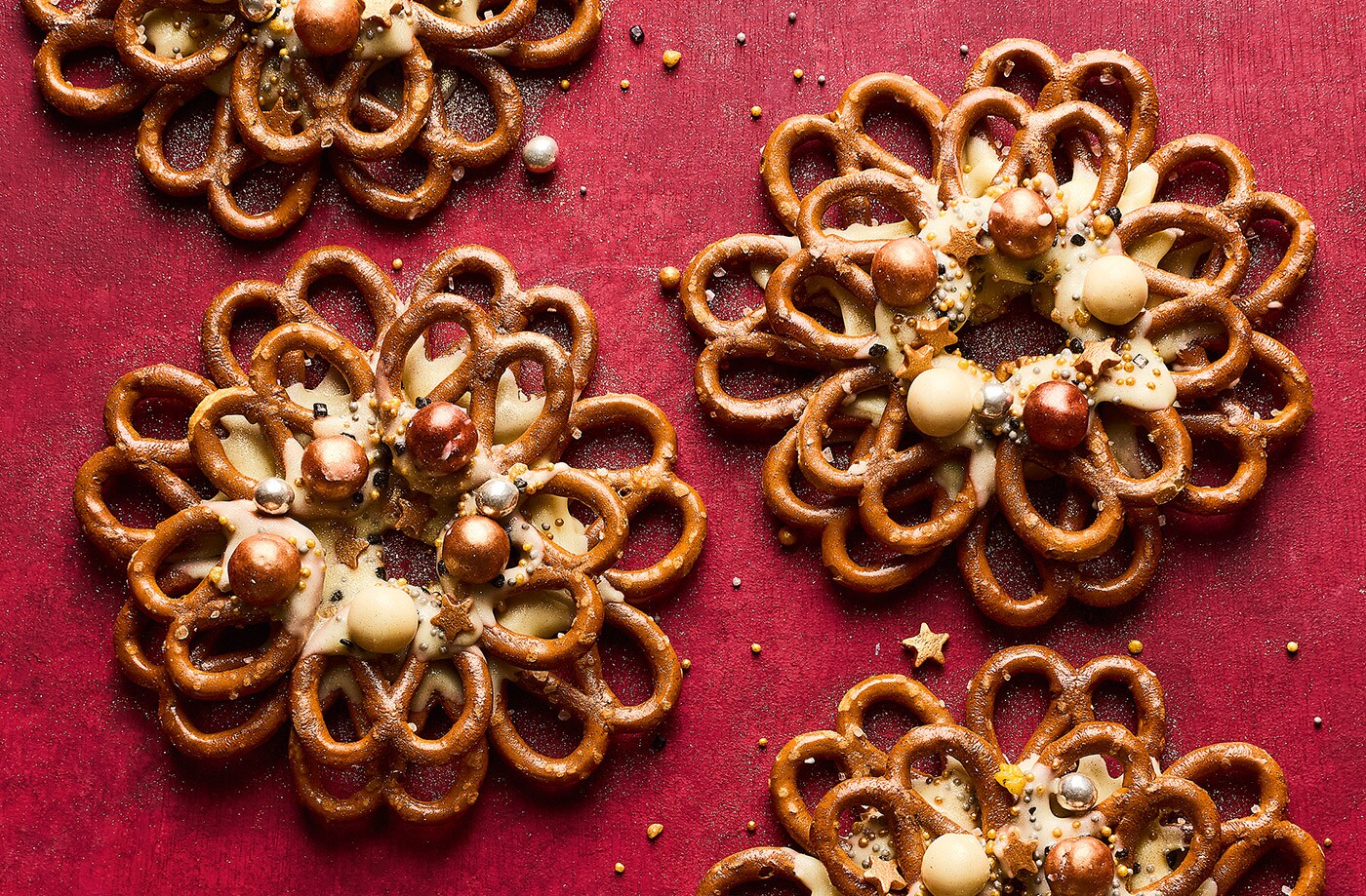 Pretzel wreaths
