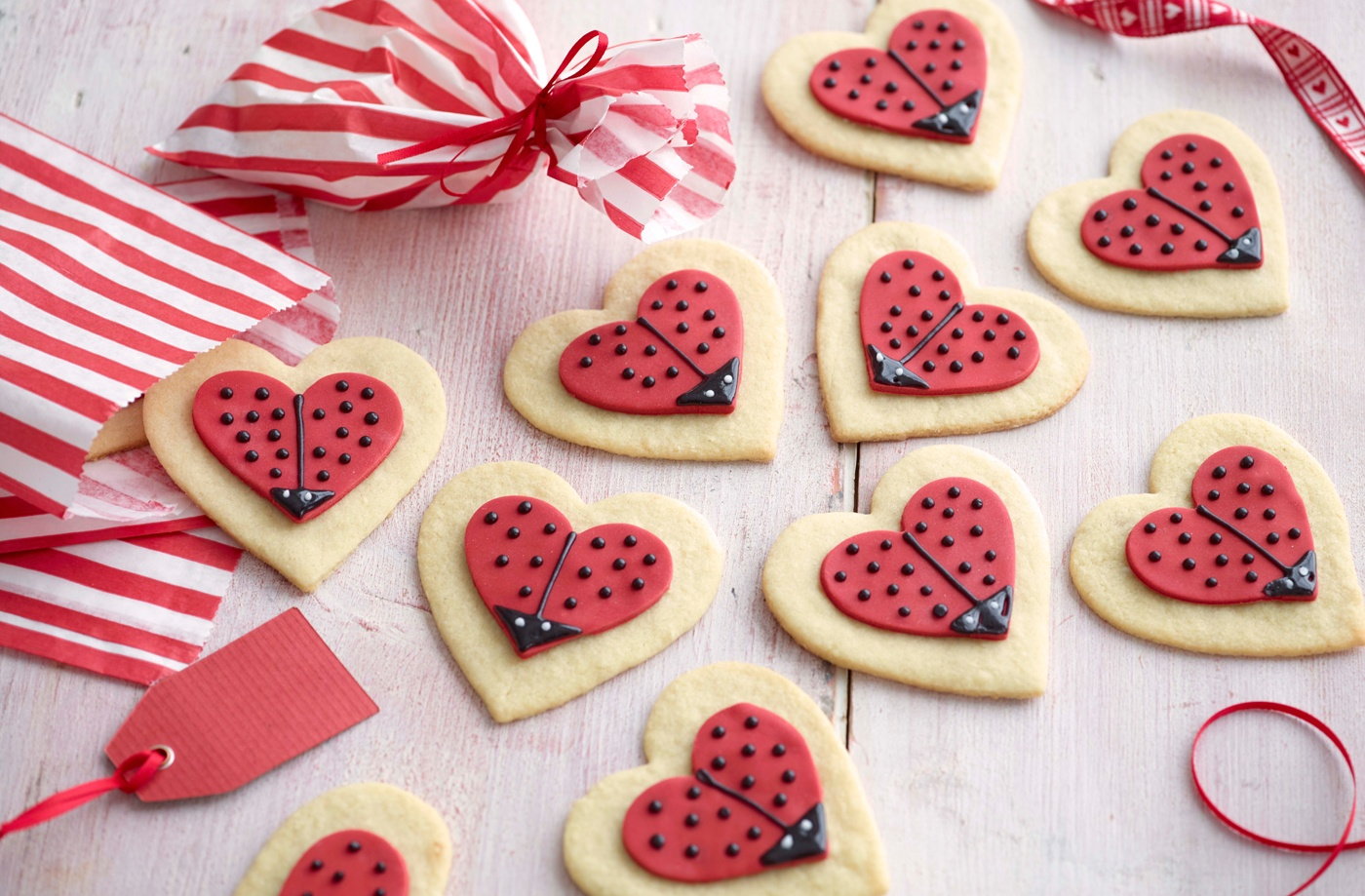 Love bug biscuits