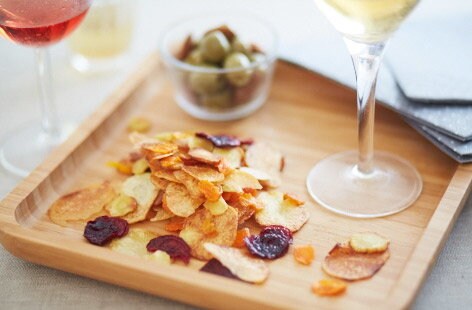 Image of "Baked vegetable crisps"