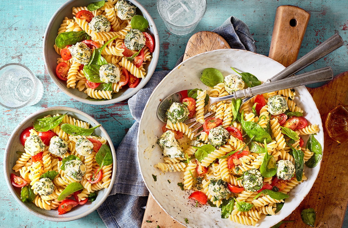 Caprese pasta salad