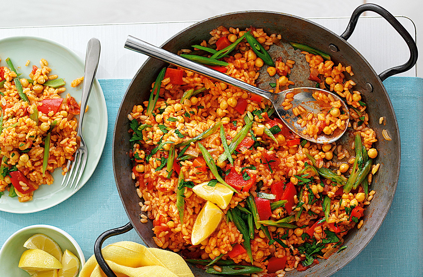 Vegetarian paella