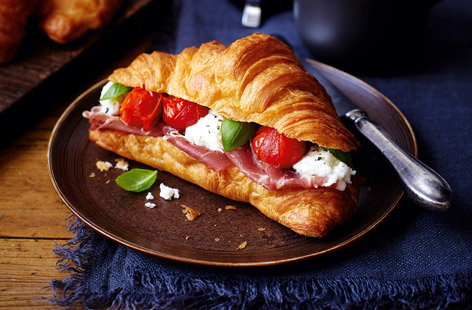 Image of "Tesco Finest Parma ham, mozzarella and roast cherry tomato croissants"