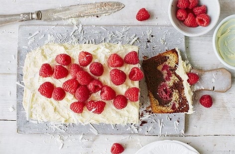 Image of "Raspberry and double chocolate marble cake"