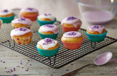 Image of "Dairy and egg-free vanilla cupcakes"