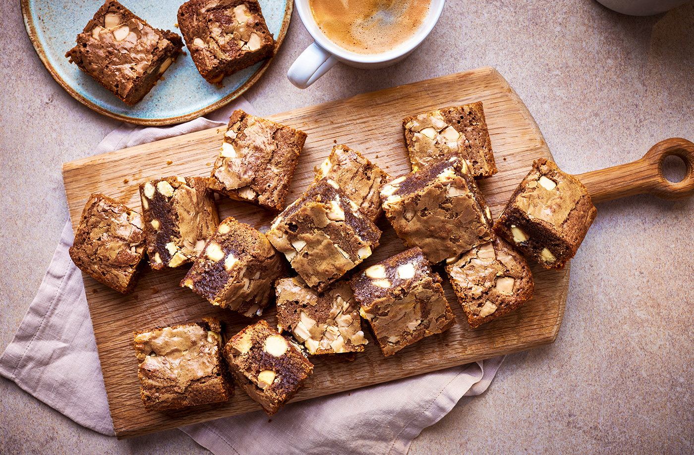 Spiced latte blondies