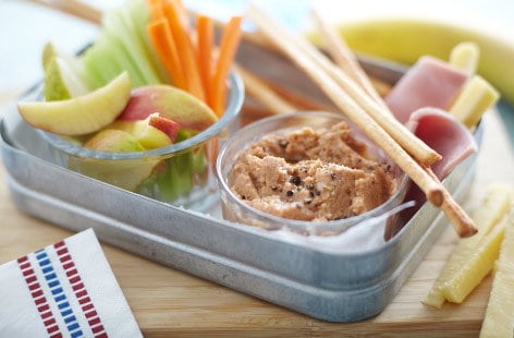 Bean and tuna pâté with dippers