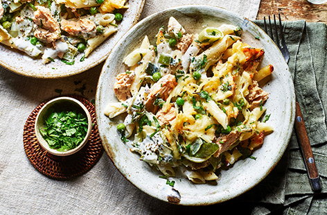 Image of "Salmon and leek pasta bake"