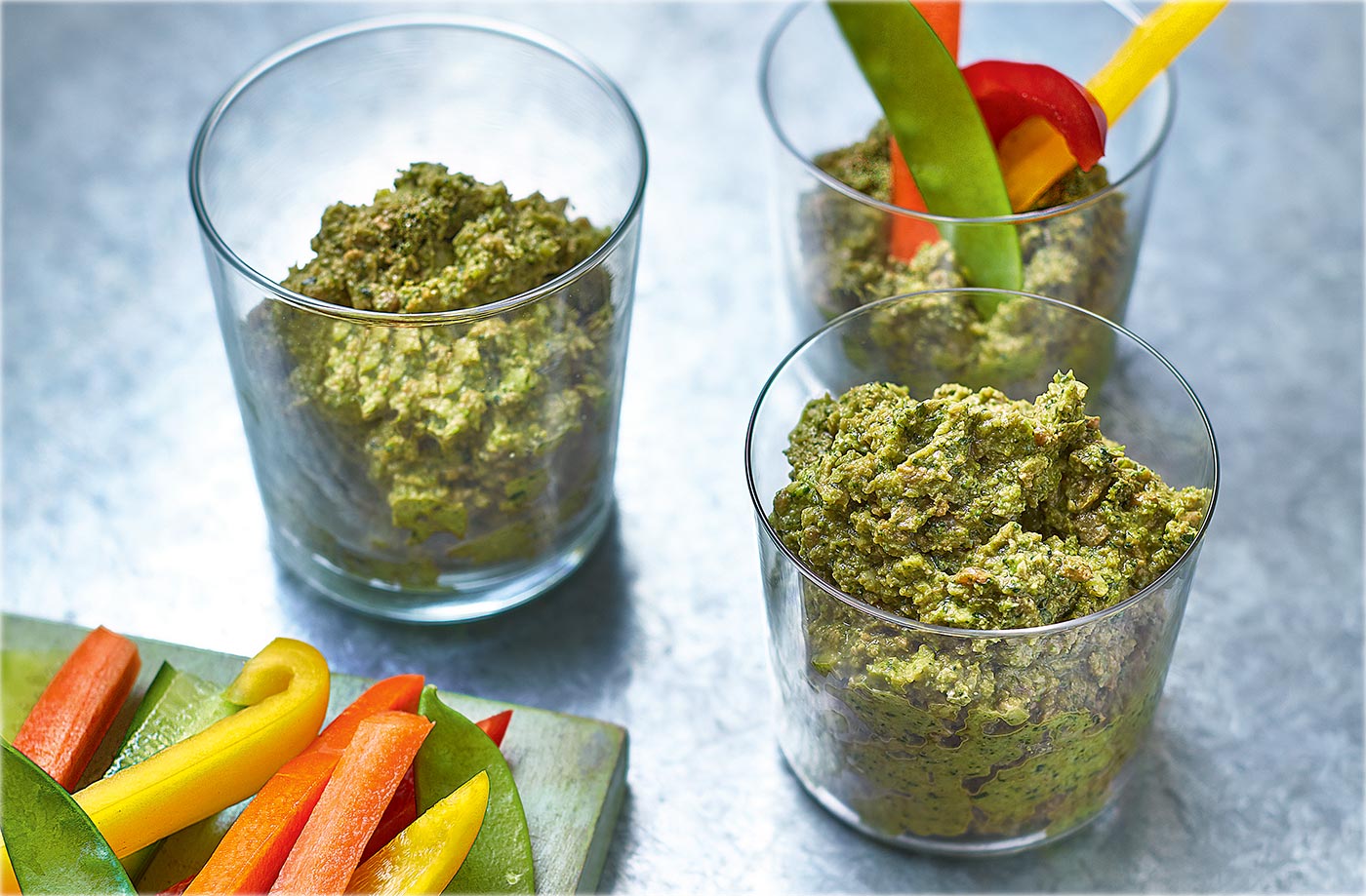 Broccoli, lemon and sunflower seed pesto
