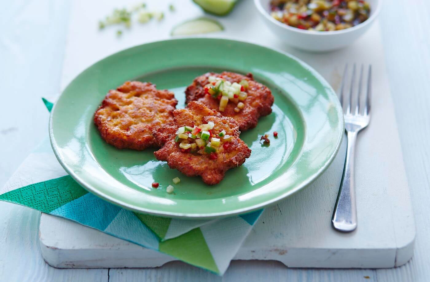 Thai fishcakes with cucumber dipping sauce
