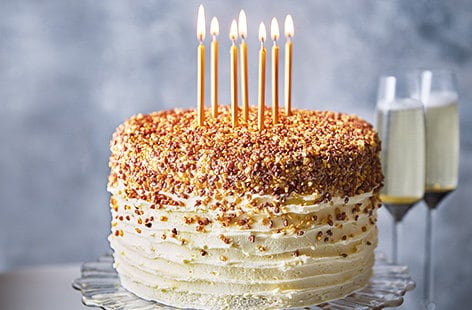 Image of "Lemon, tea and blueberry cake"