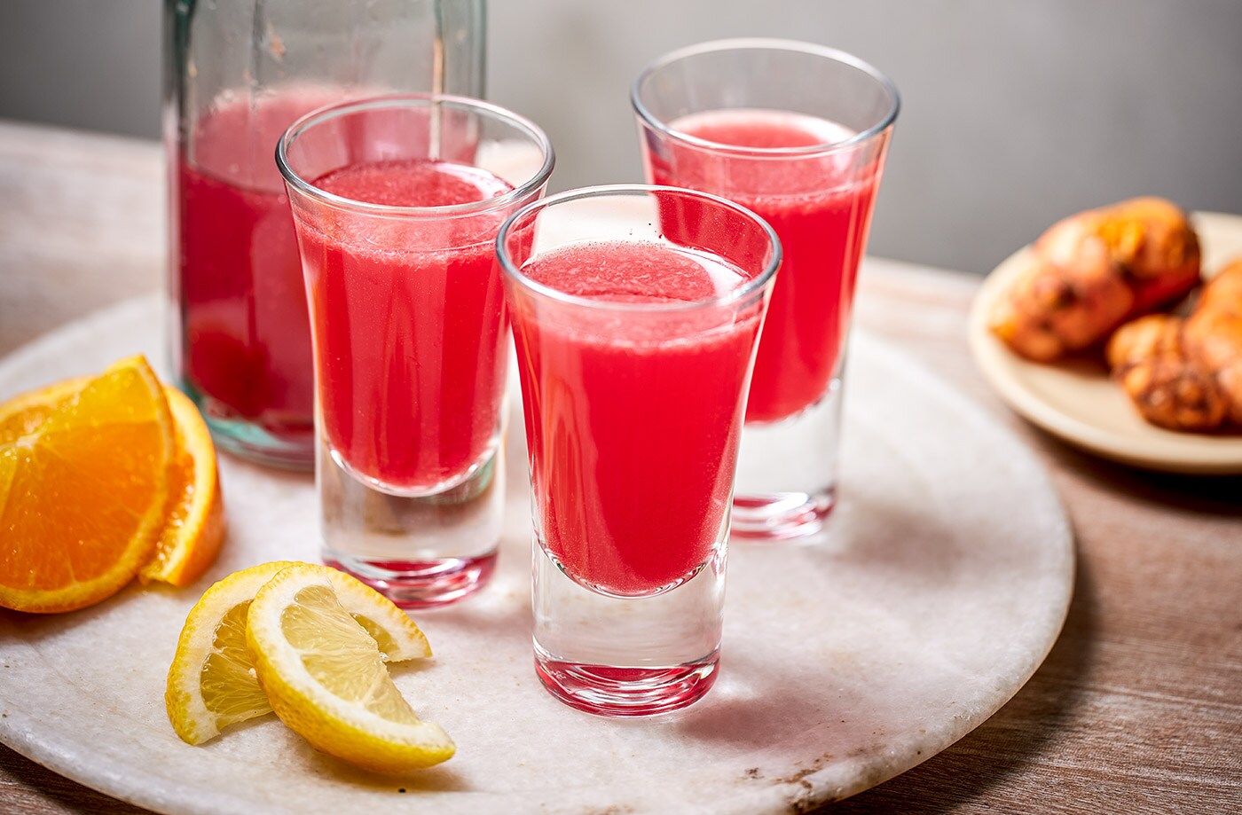 Beetroot and turmeric shots