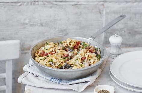Image of "Gorgonzola and mushroom tagliatelle"